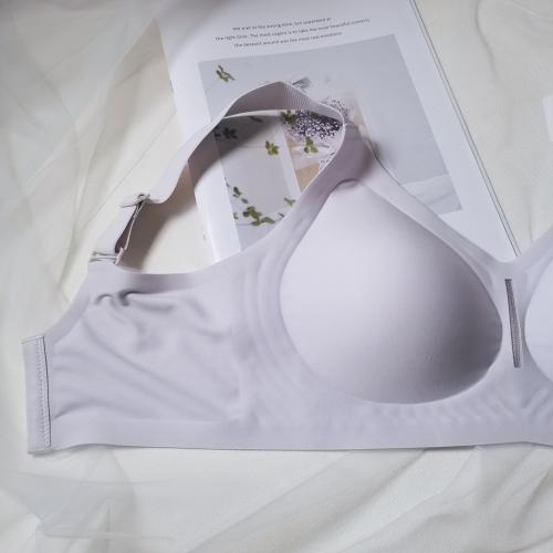 中透氣修副乳大尺碼無鋼圈無感內衣
