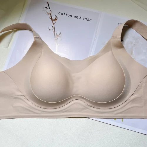 柔軟掌托集中修副乳調整型果凍支撐內衣
